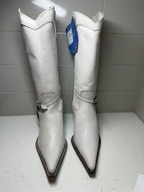 Y2k Destroy 90s White pointy leather western boots size 41 10 VINTAGE buckles